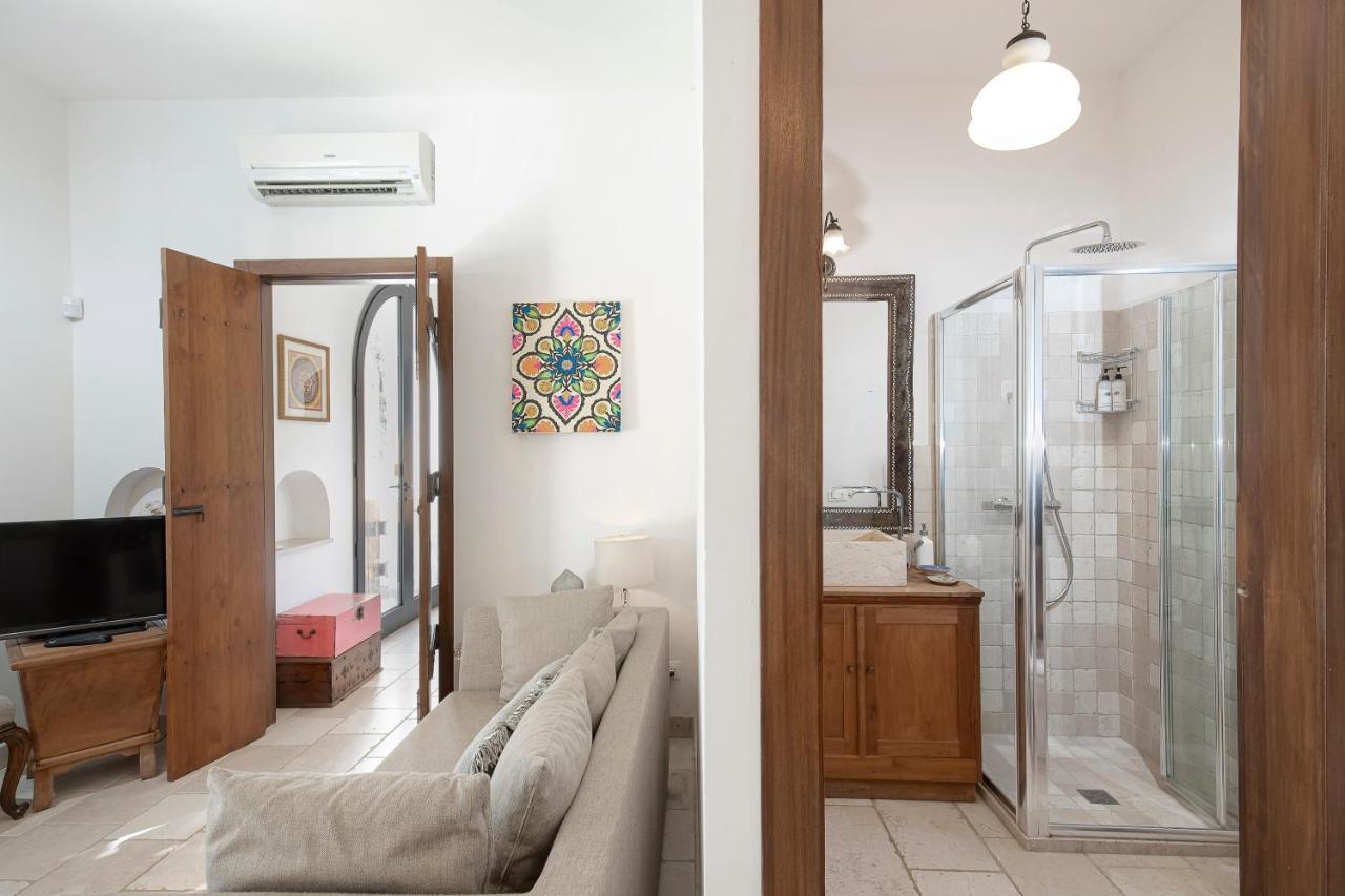 Cisternino Villa In Olive Groove Exterior photo